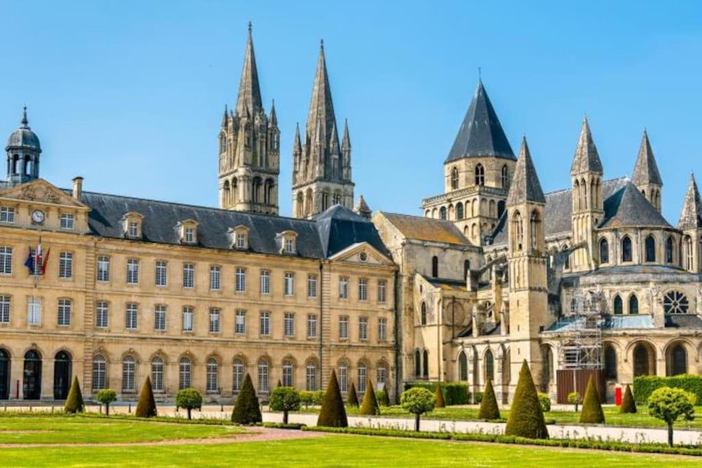 Appart 90M2 Lumineux, Centre, Vue Eglise Penchee Caen Zewnętrze zdjęcie